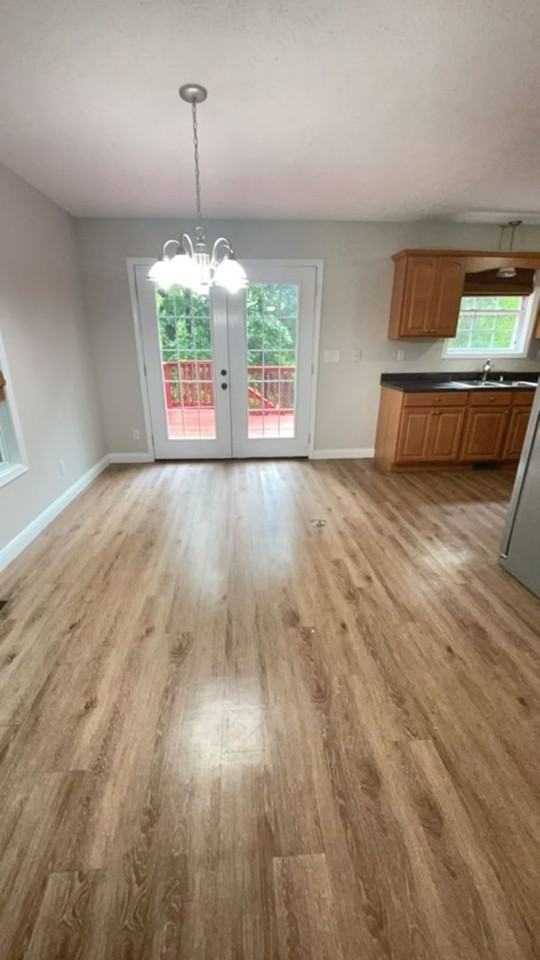 140 Bobolink Ln - Photo 3 of 23