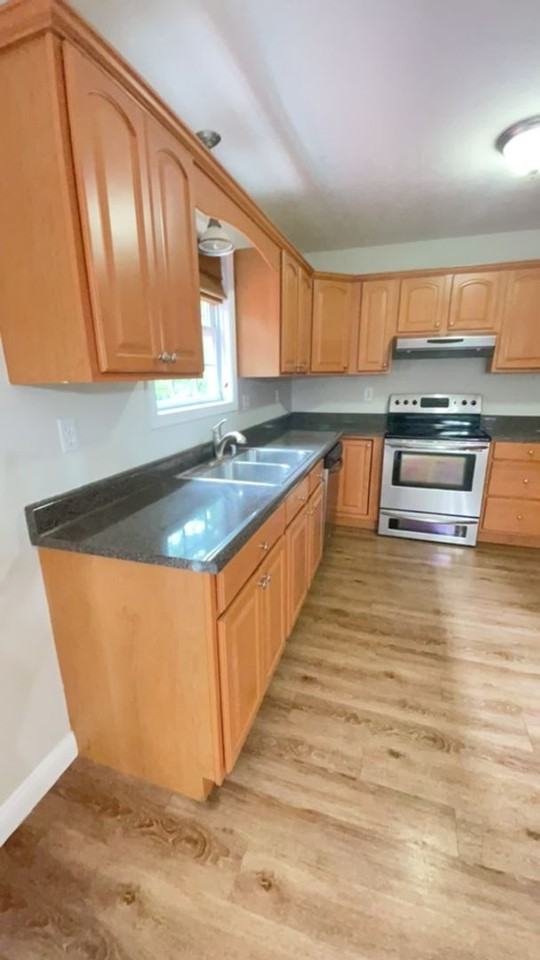 140 Bobolink Ln - Photo 6 of 23