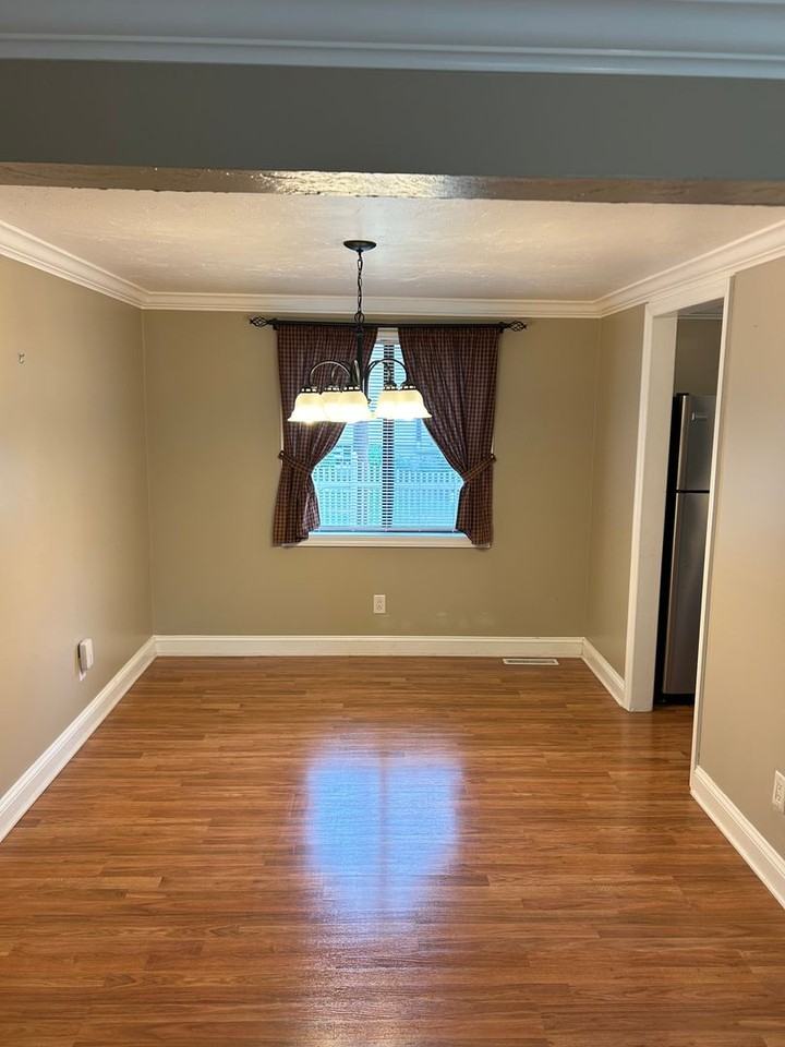 1670 Brodhead Rd - Photo 6 of 23