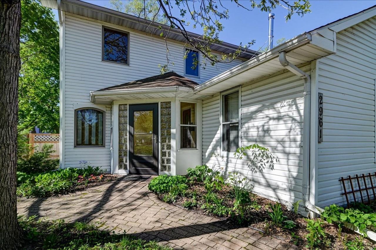 2961 Union St - Photo 2 of 30