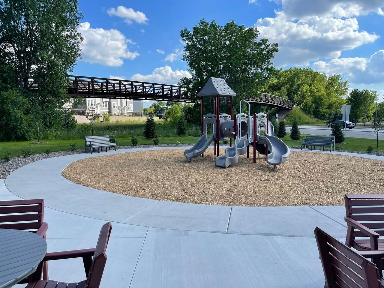 Anchor View Apartments - Photo 2 of 43