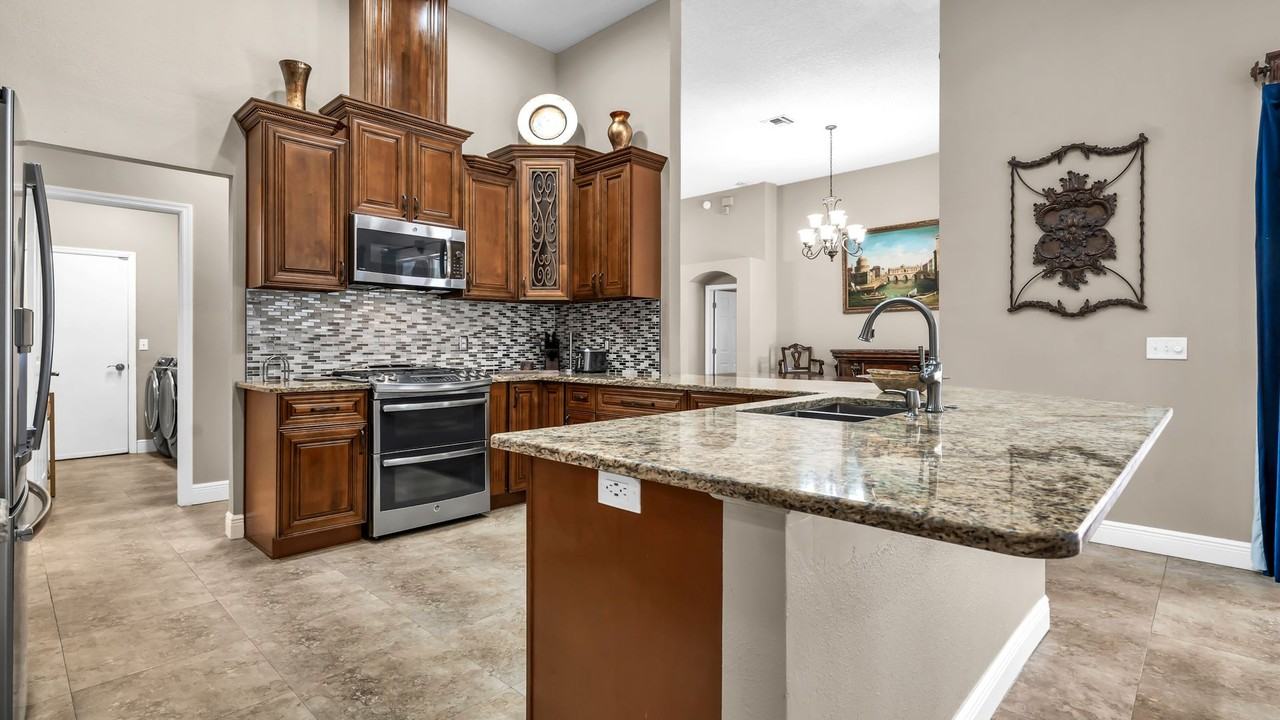 29135 Rivergate Run - Photo 7 of 50