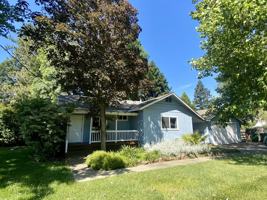 featured image of 298 E 9th Ave
