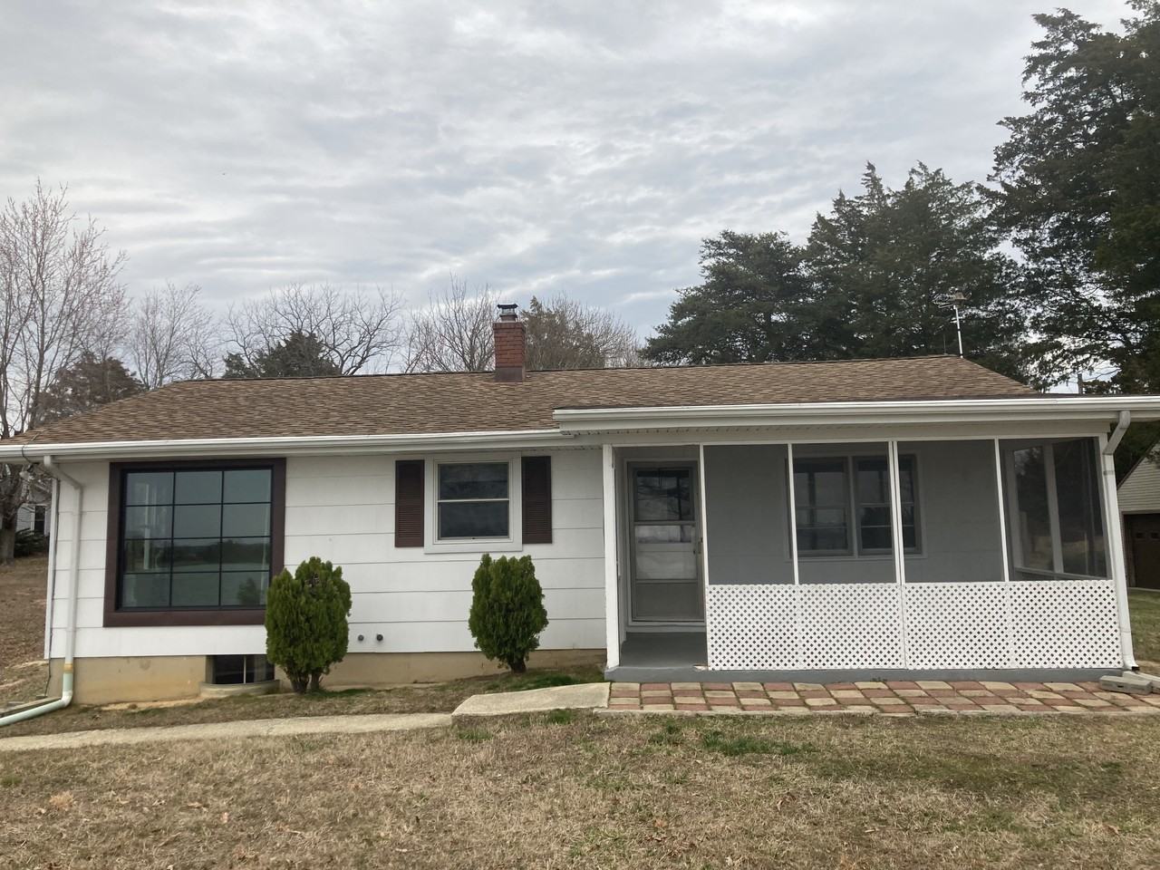 1345 Tongue Cove Dr #NA - Photo 2 of 4