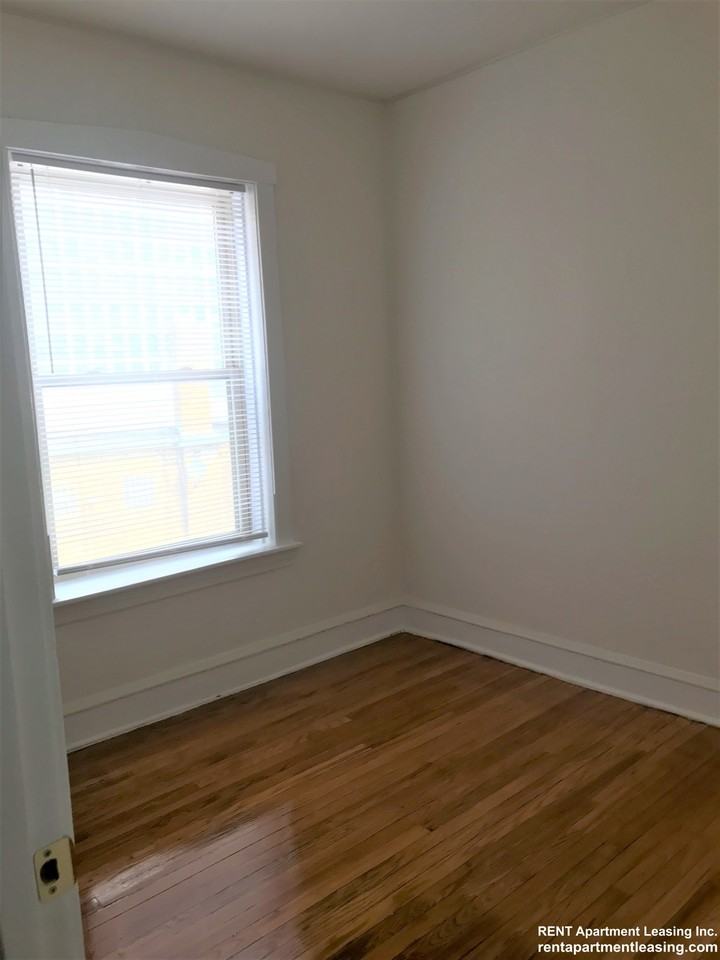 6341-6349 North Magnolia Avenue #2M - Photo 6 of 8