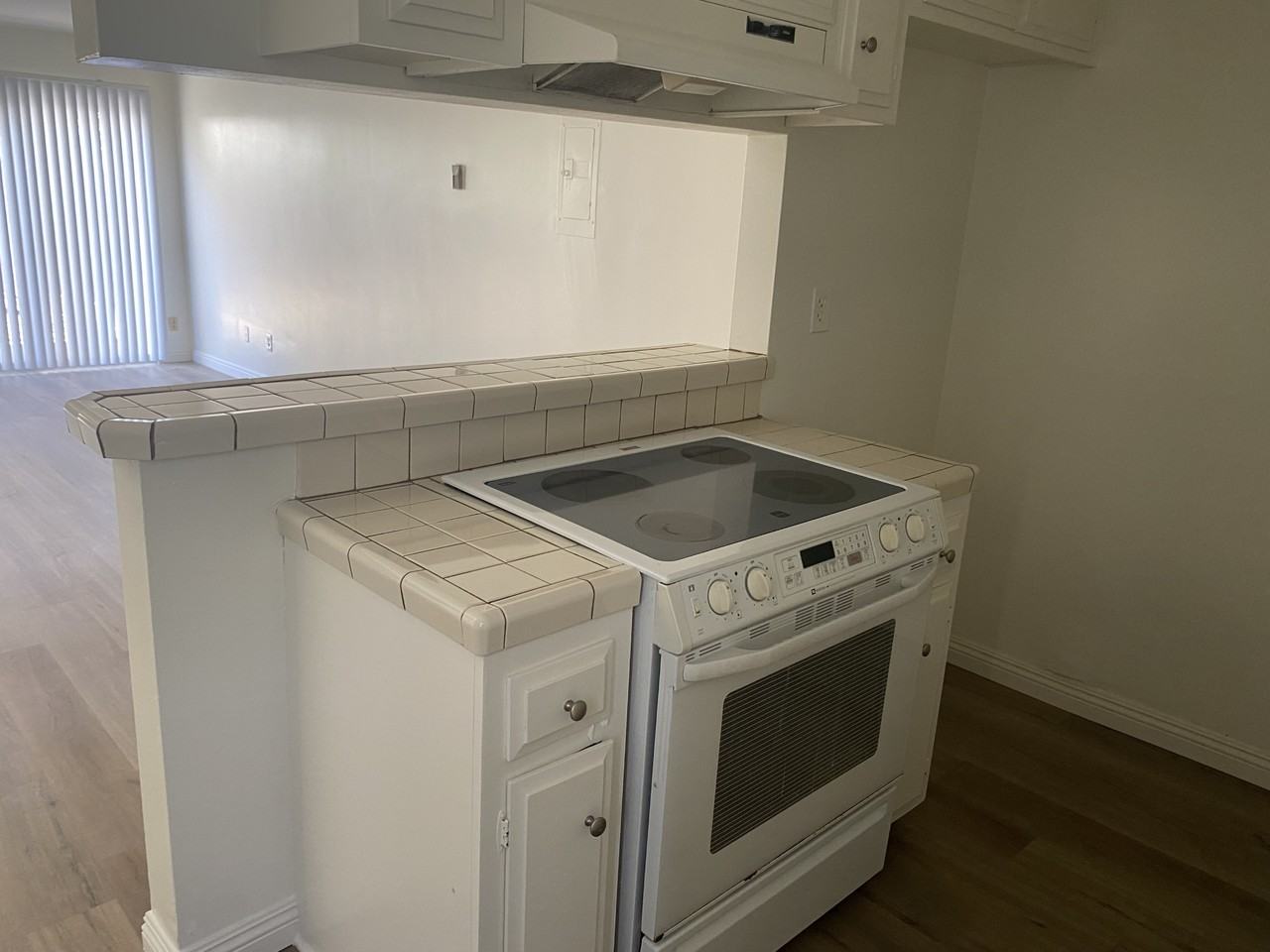 2875 W 235th St #03 - Photo 3 of 15