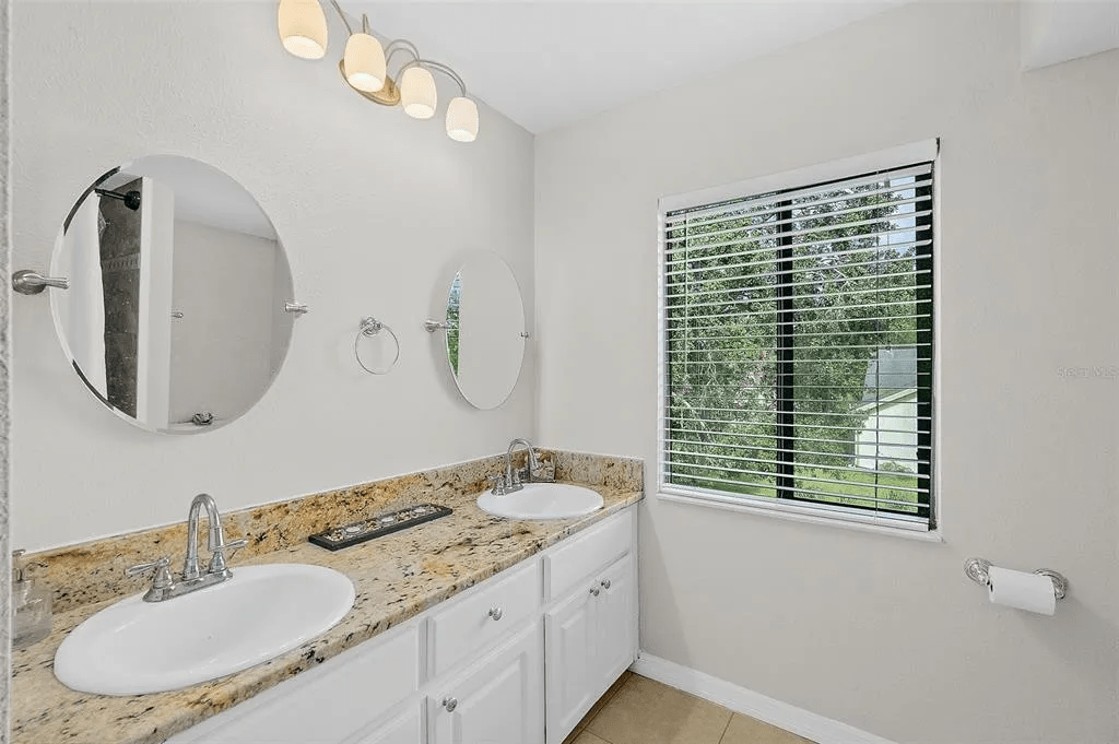 54 Weymouth Ln #NA - Photo 5 of 13