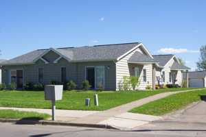 featured image of 907 E Monowau St #4