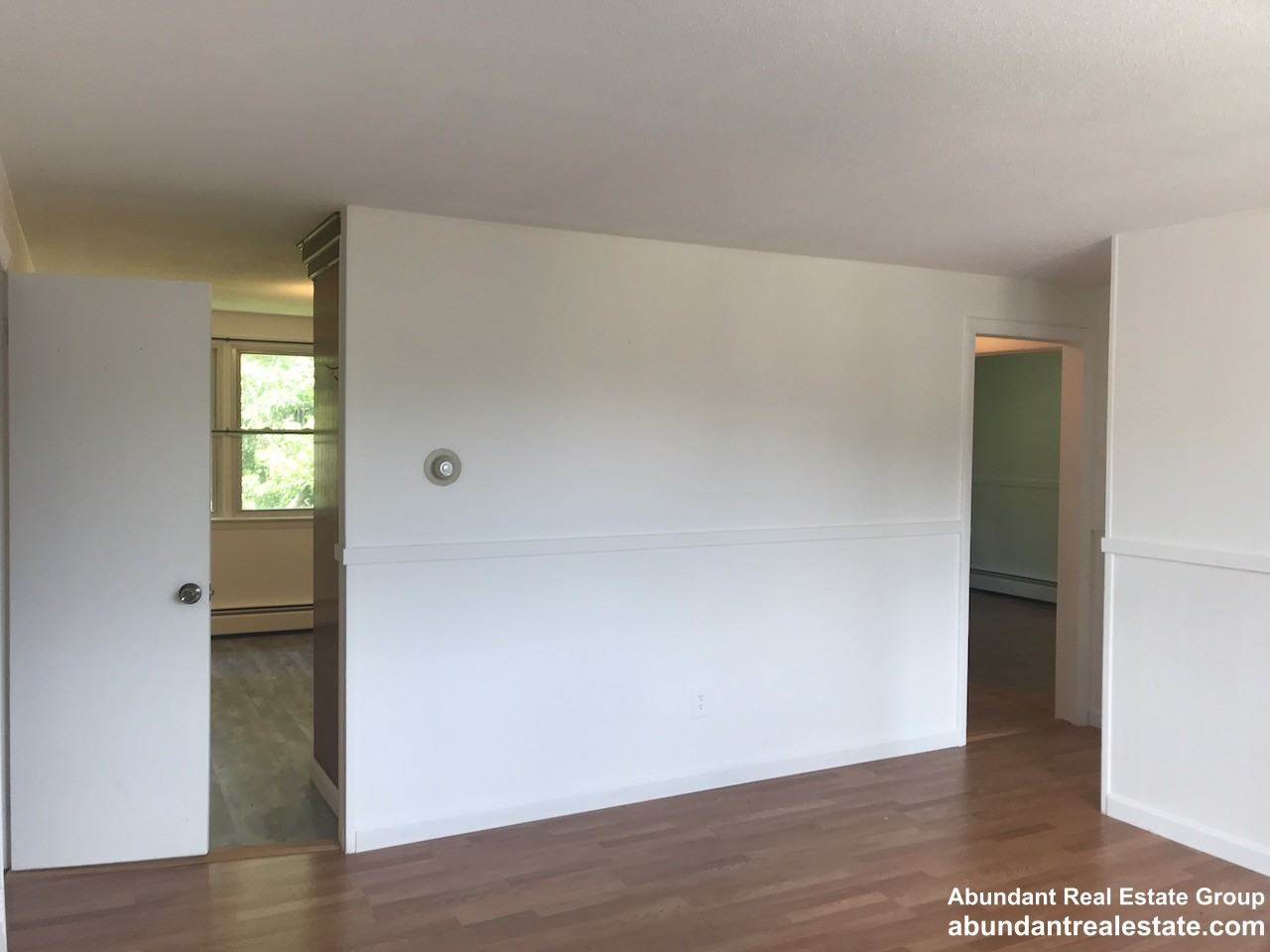 81 Hobart St #6 - Photo 4 of 24