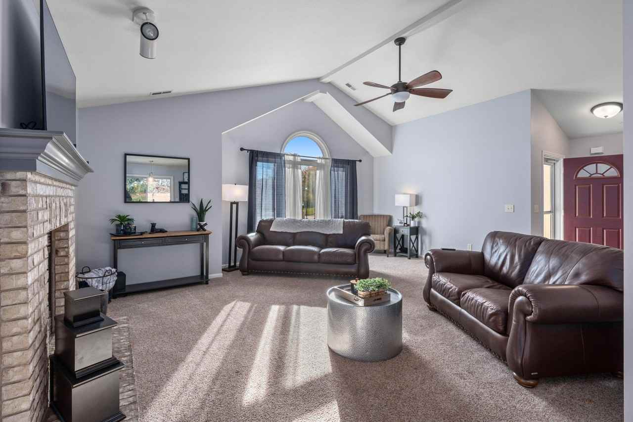 2718 Sassafras Cv #NA - Photo 2 of 15