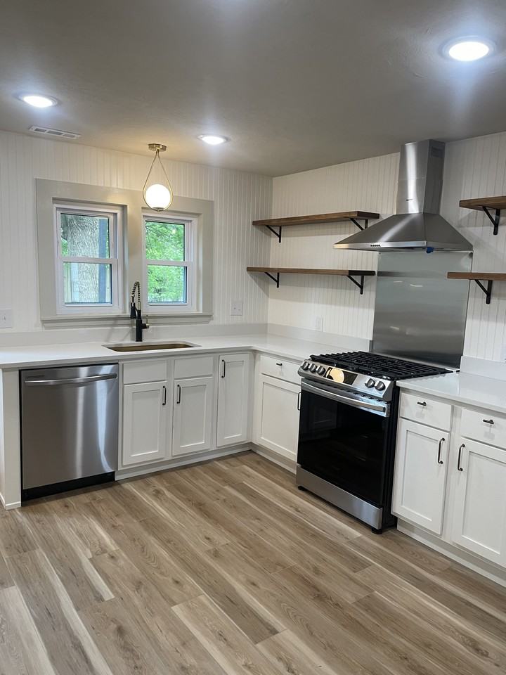 610 N Wright St #NA - Photo 6 of 23