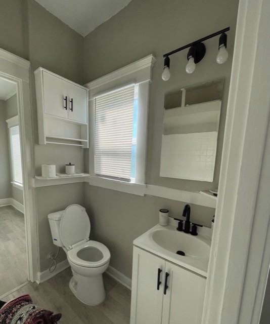420 N Park Ave #420 - Photo 5 of 12