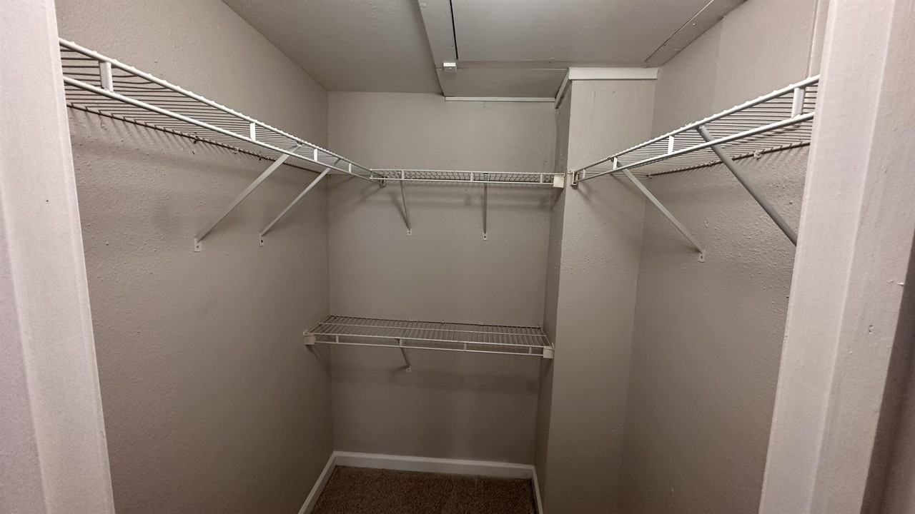 7315 Brompton 364B - Photo 5 of 23