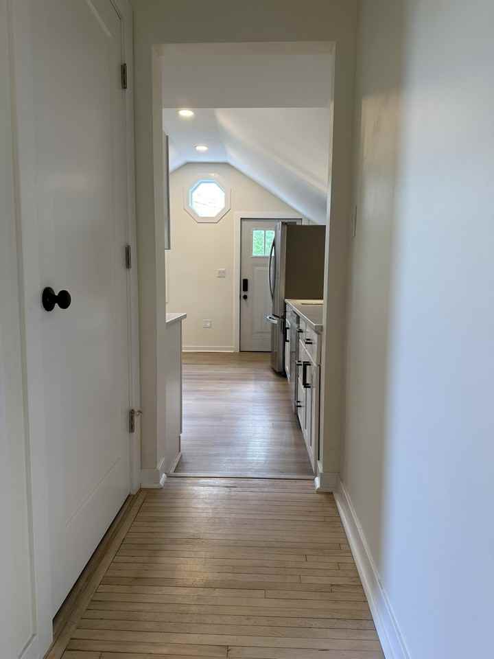 152 Winifred St W #2 - Photo 3 of 17