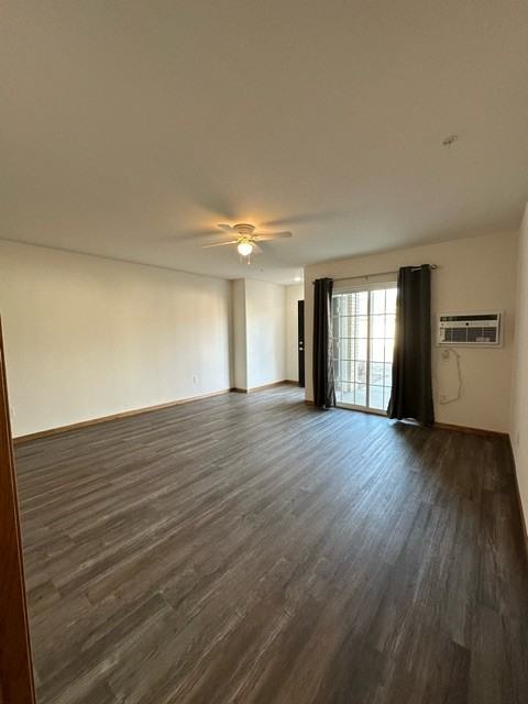 815 E Wisconsin St #505 - Photo 2 of 8