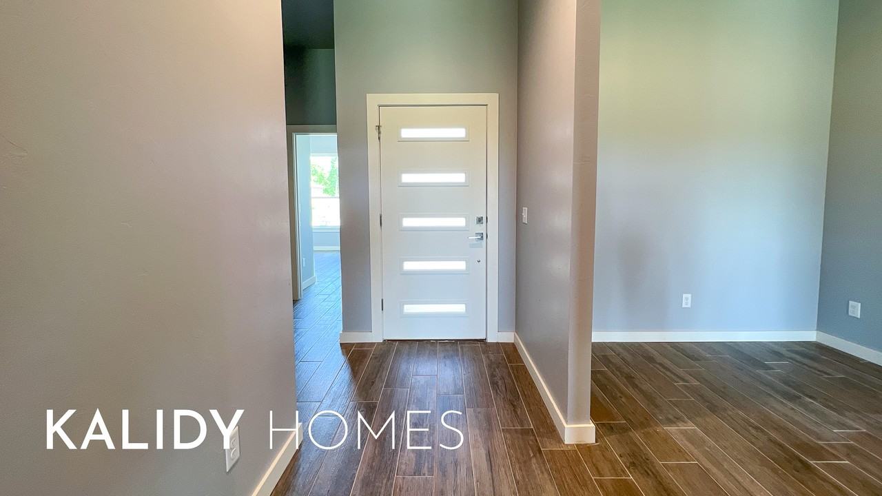 435 Remington Ave #1 - Photo 3 of 33