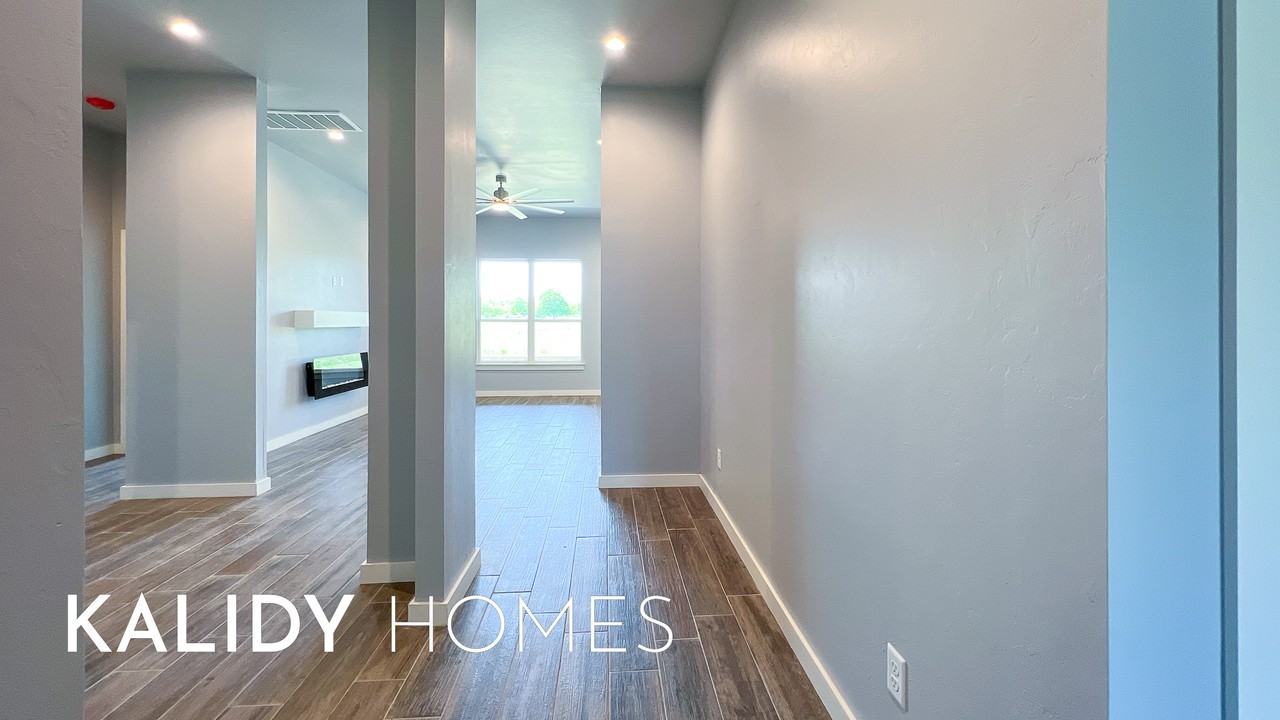 435 Remington Ave #1 - Photo 4 of 33
