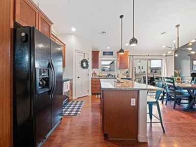 1915 Absaroka St #1 - Photo 2 of 10