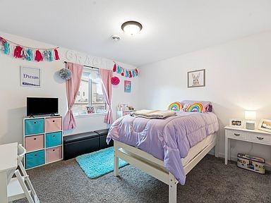 1915 Absaroka St #1 - Photo 3 of 10
