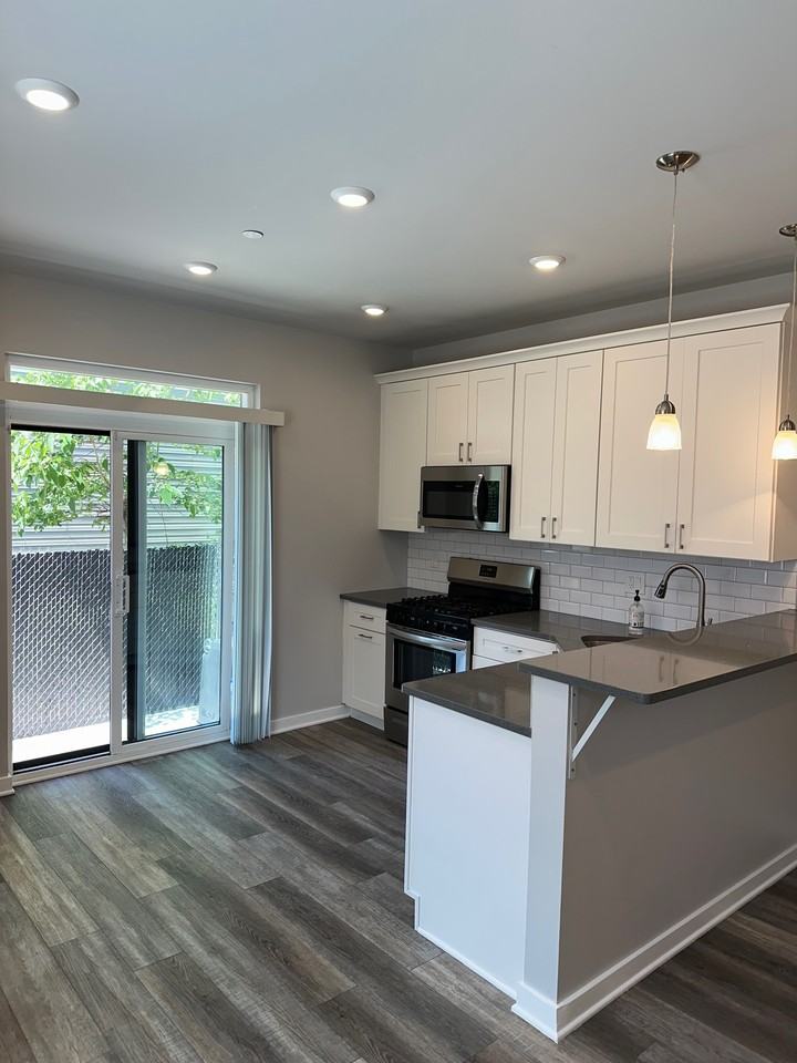 1244 S 26th St #1 - Photo 4 of 13