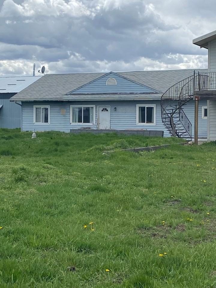 2219 N Rambo Rd - Photo 2 of 21