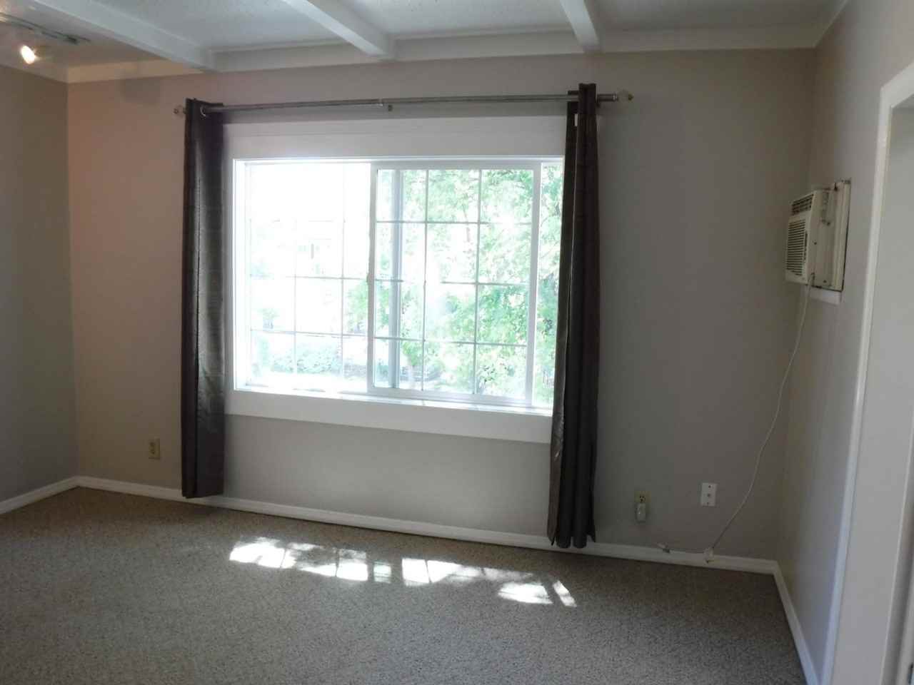 1504 N 9th St #C - Photo 4 of 20