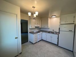 featured image of 964 9th St