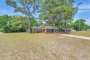385 Lincoln Ave - Photo 1 of 1