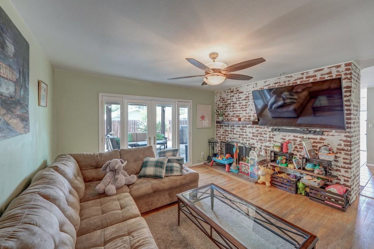 3126 Wendell Way - Photo 5 of 28