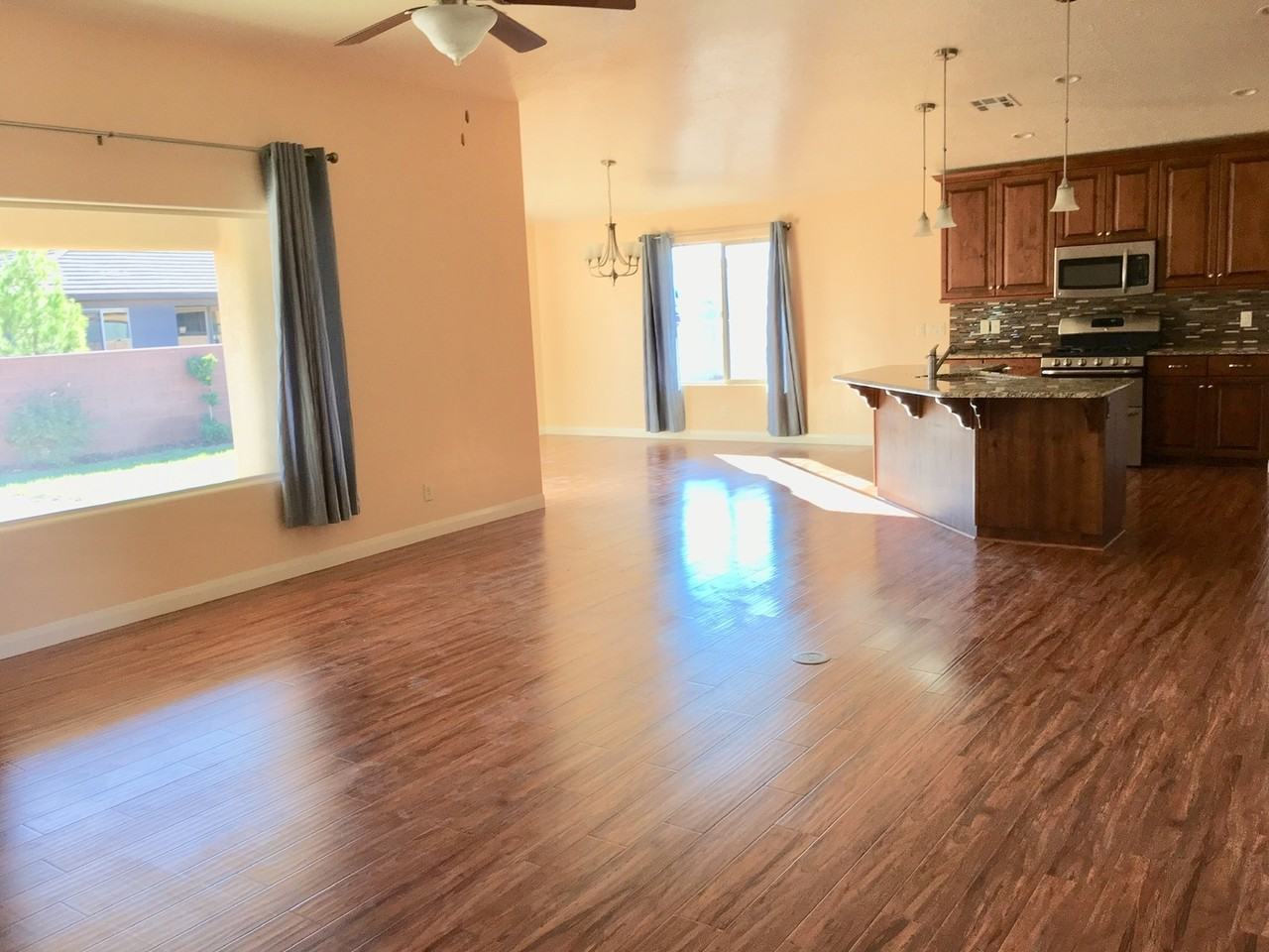 4115 S 20 E - Photo 3 of 14