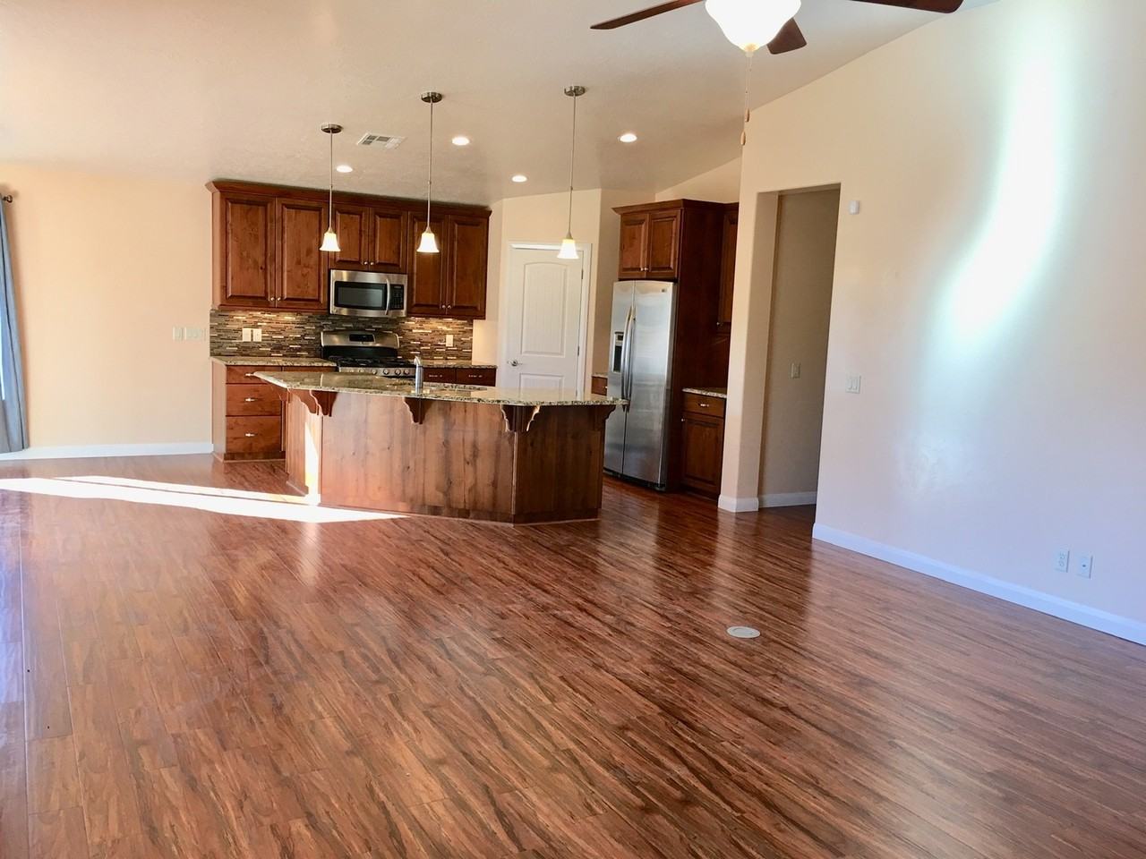 4115 S 20 E - Photo 7 of 14