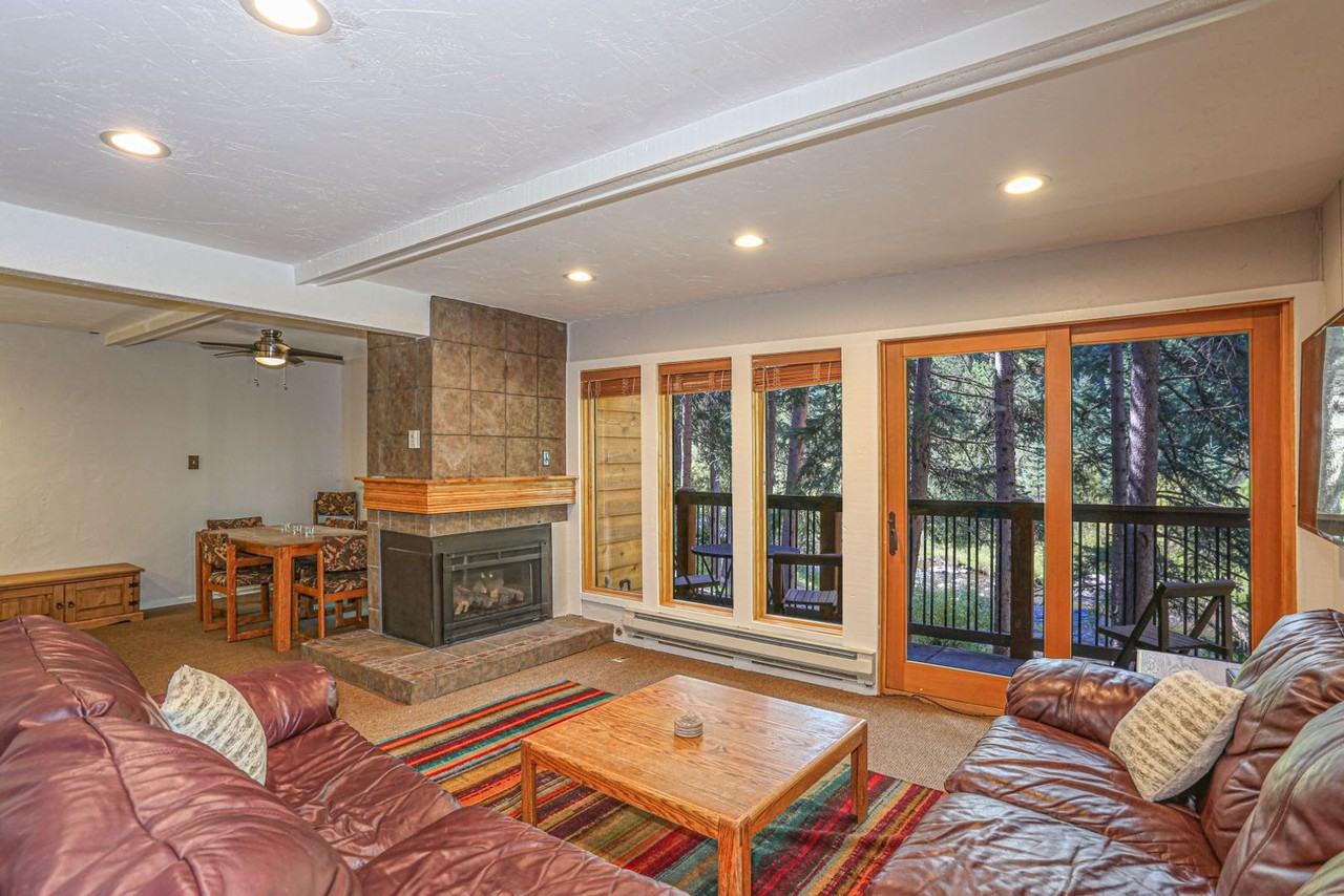 105 105 Tannenbaum - Photo 4 of 48
