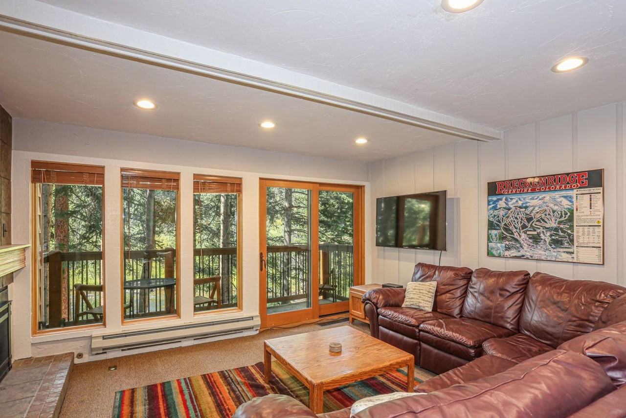 105 105 Tannenbaum - Photo 6 of 48