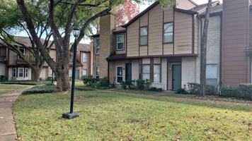 featured image of 12500 Brookglade Cir