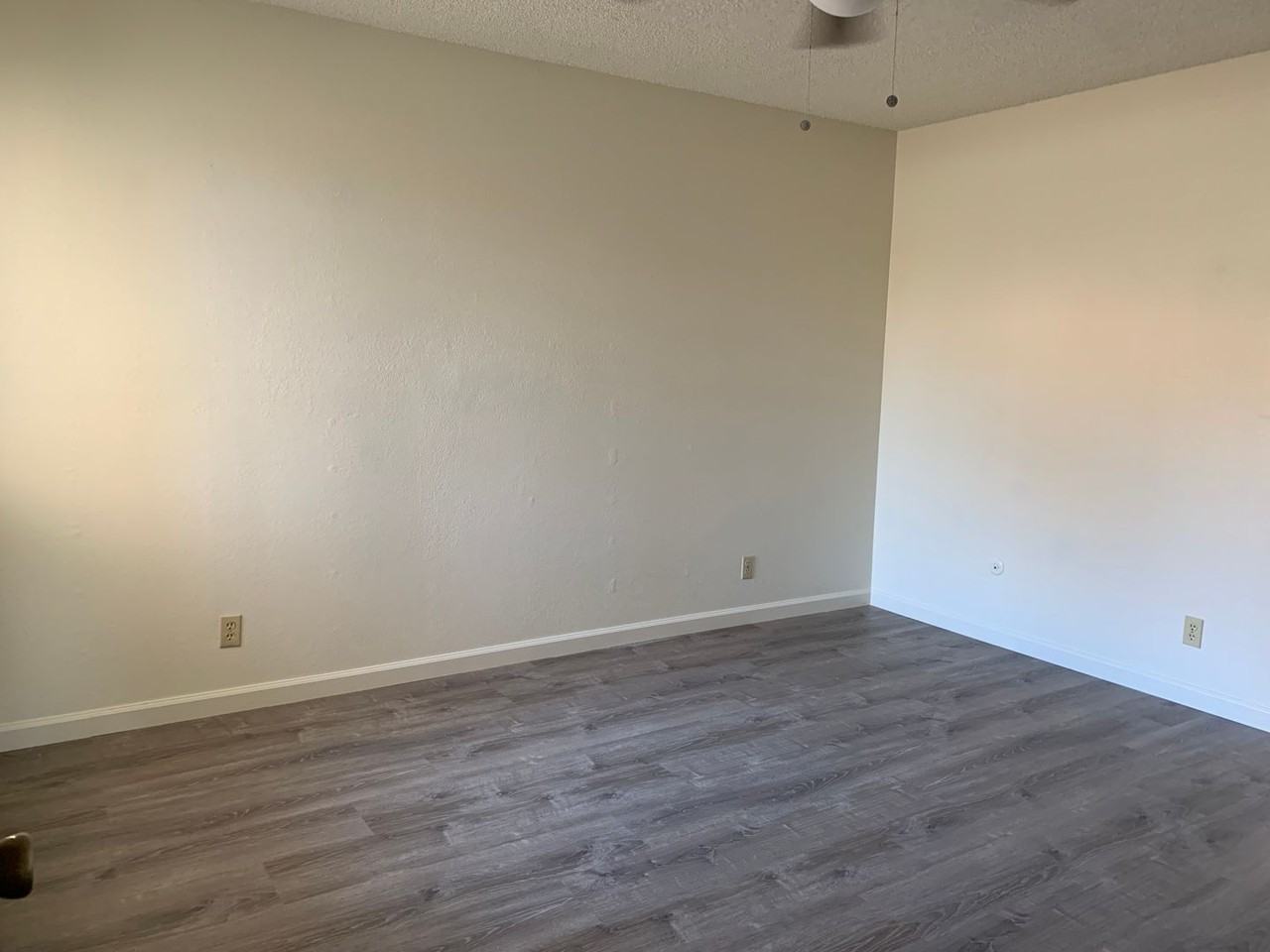 217 W Elm St #A - Photo 5 of 10