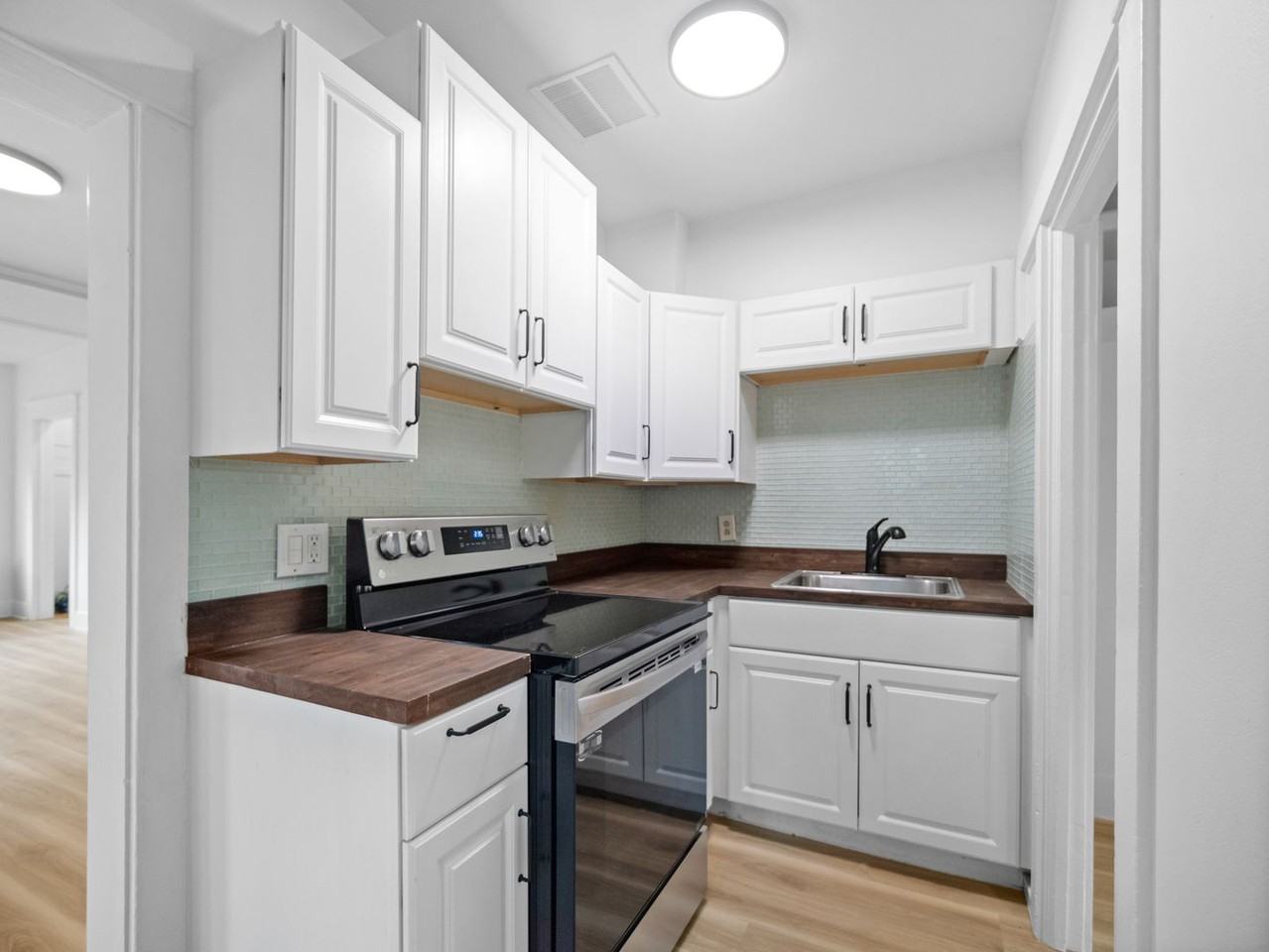 1618 W 8th Ave #2 - Photo 7 of 17