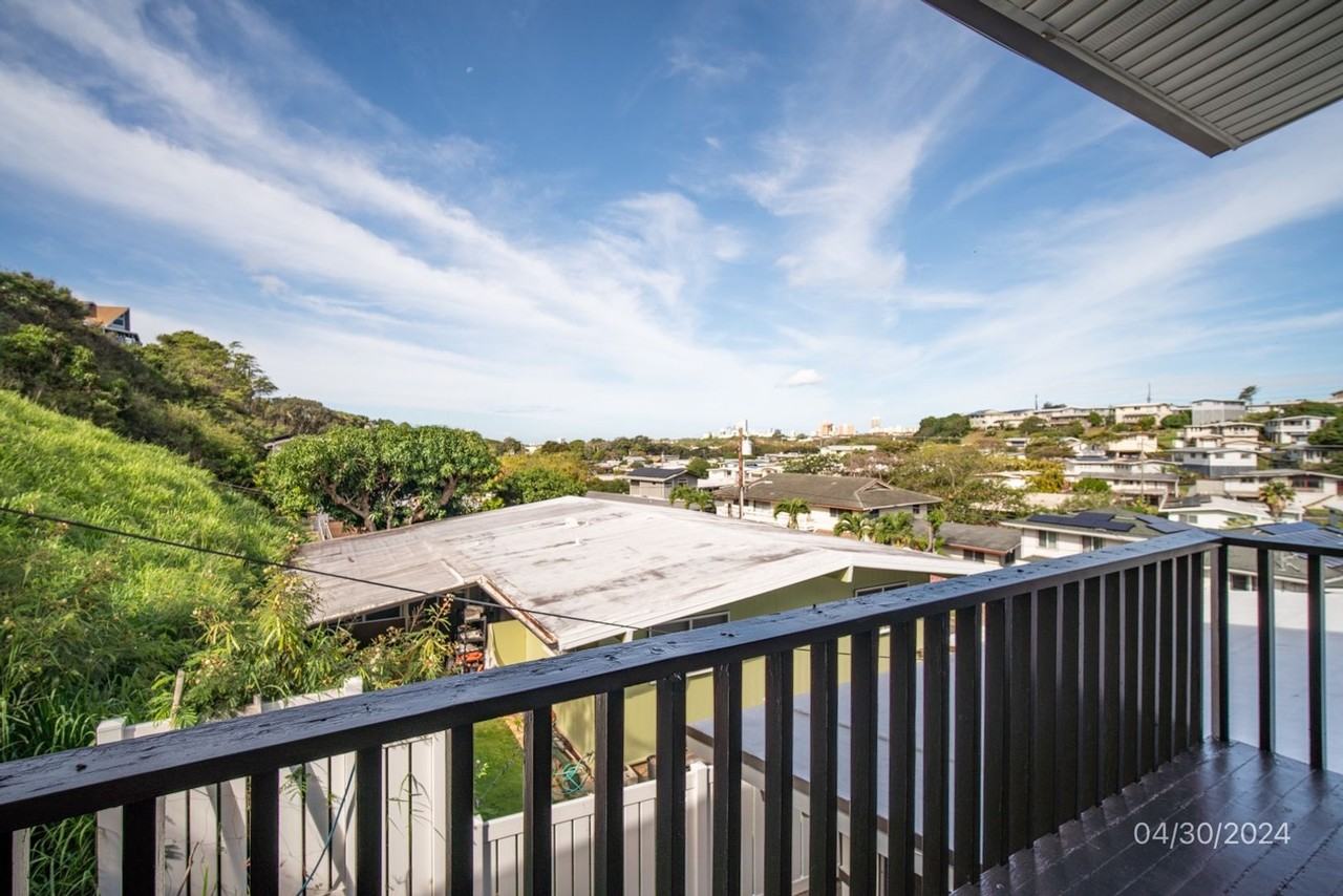 1483 Mahiole St #B - Photo 2 of 22