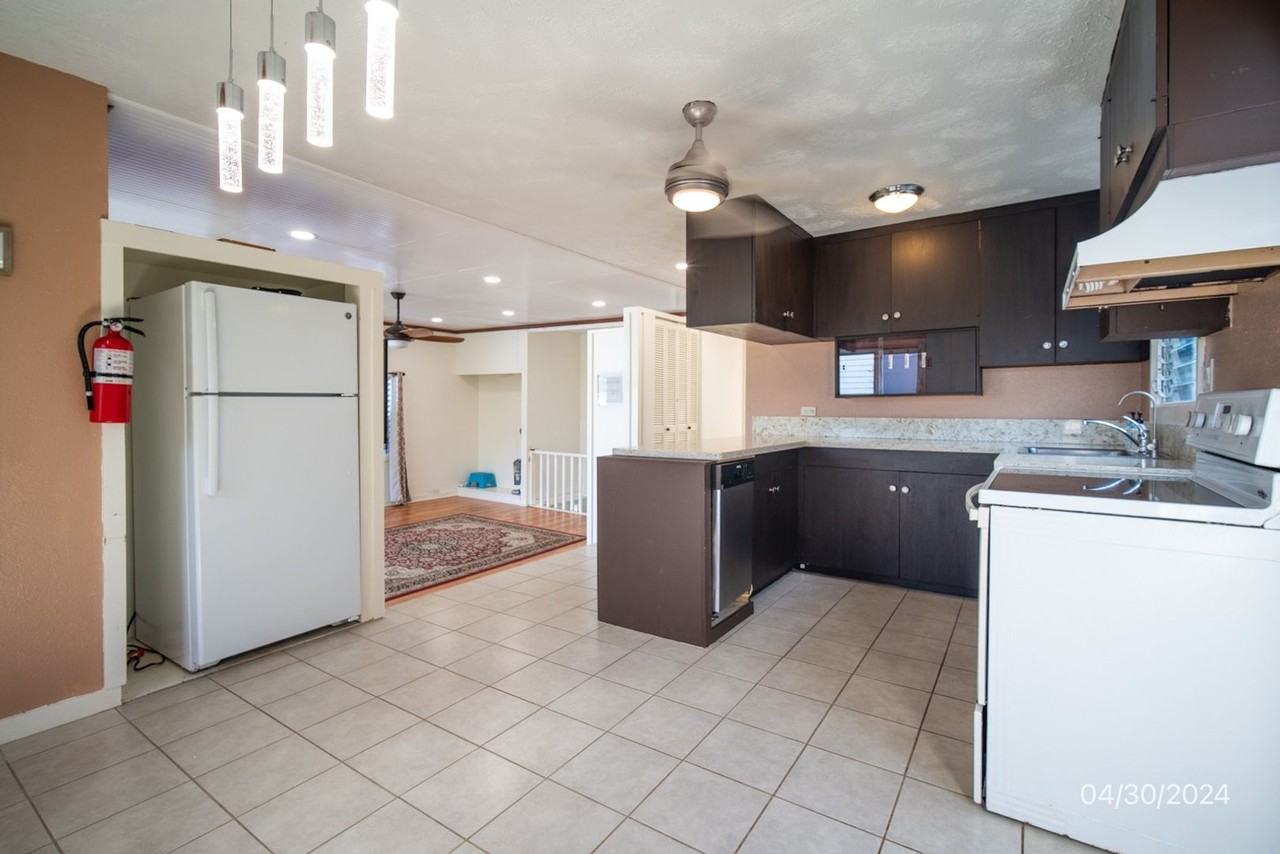 1483 Mahiole St #B - Photo 7 of 22