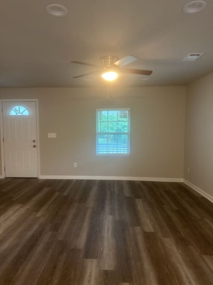 2018 Steiner Ave - Photo 3 of 23
