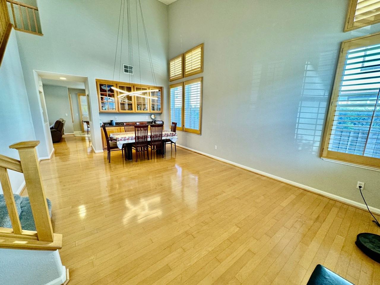 12 Amberwood Cir - Photo 3 of 43