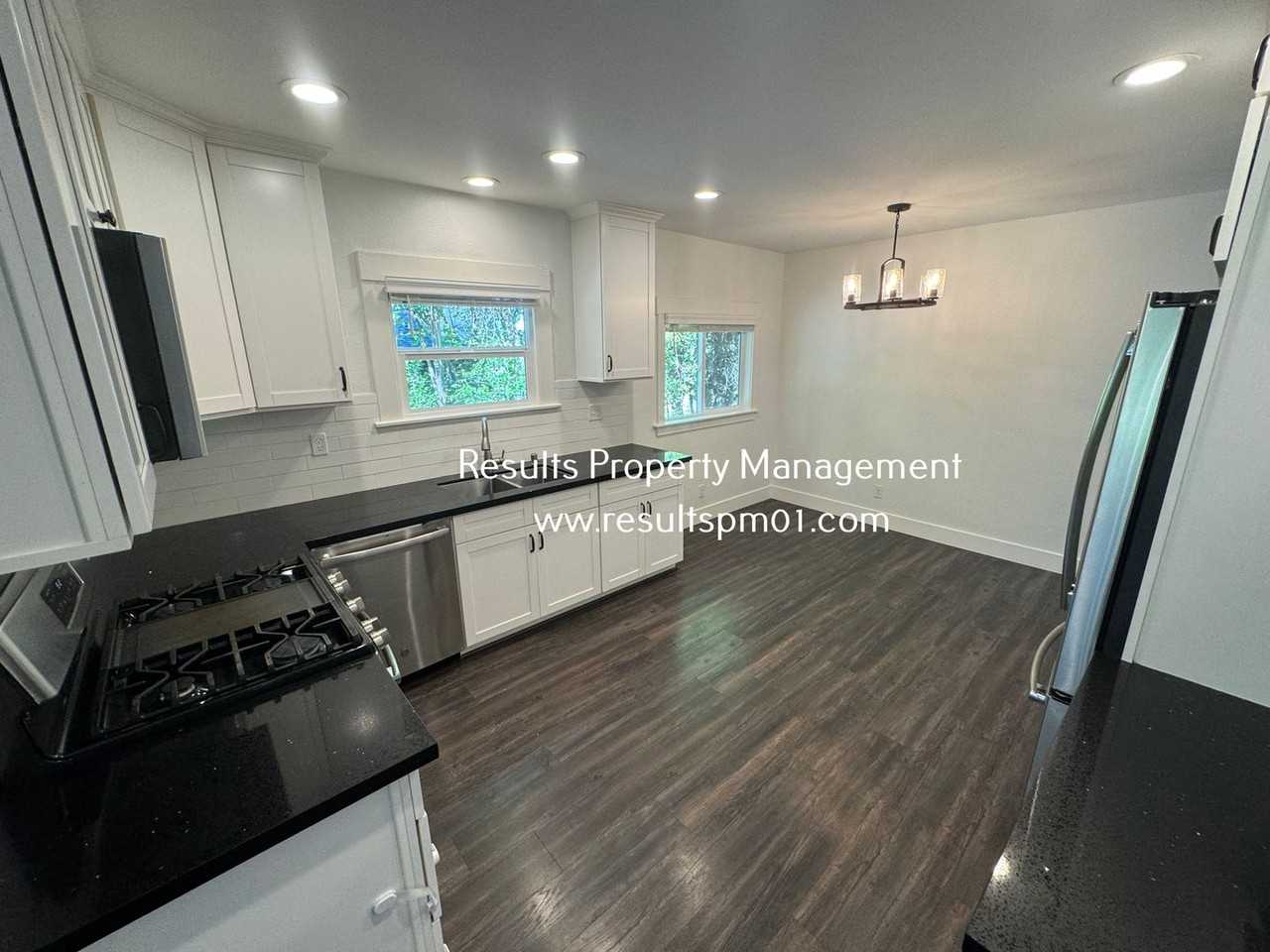 2196 Griffith Ln - Photo 4 of 14