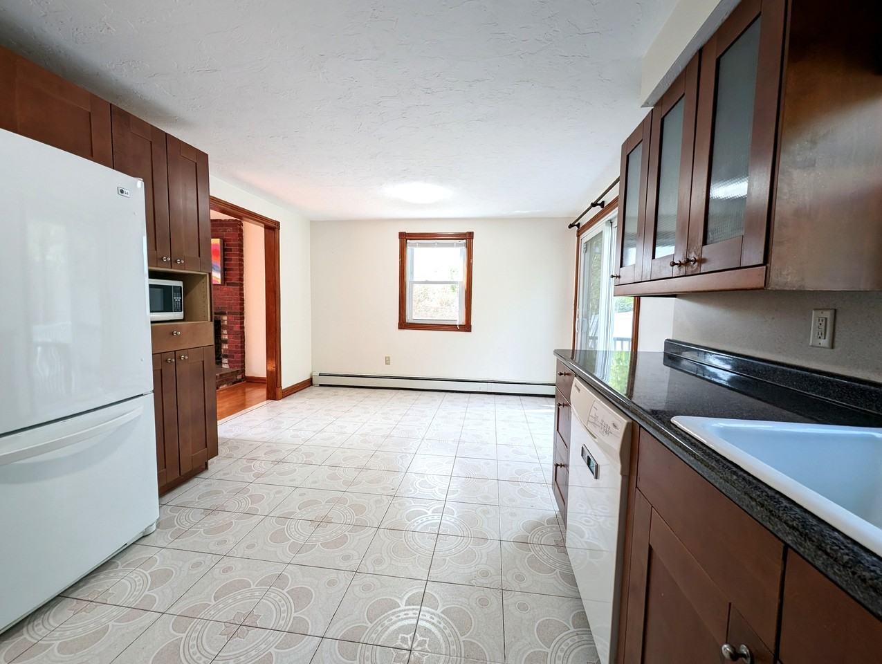 1150 Chestnut Street - Photo 2 of 23