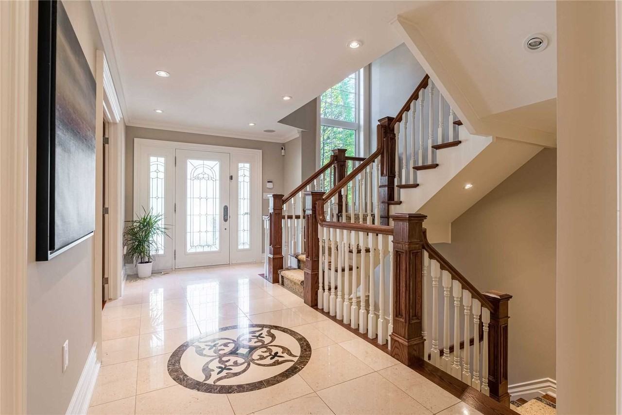 78 Raymar Place - Photo 4 of 40