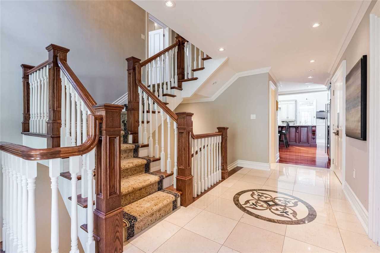 78 Raymar Place - Photo 5 of 40