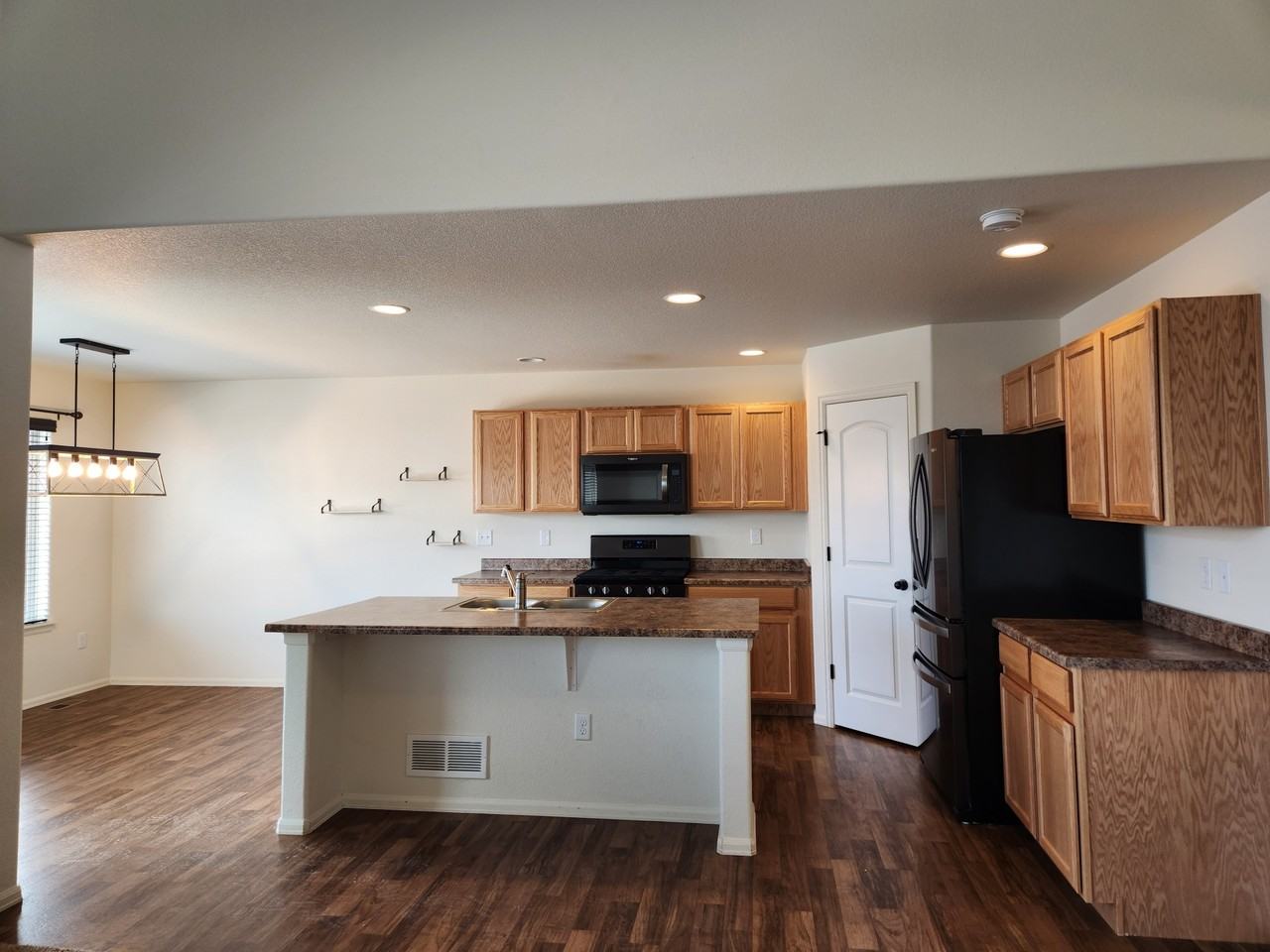 1796 Long Shadow Dr - Photo 3 of 26