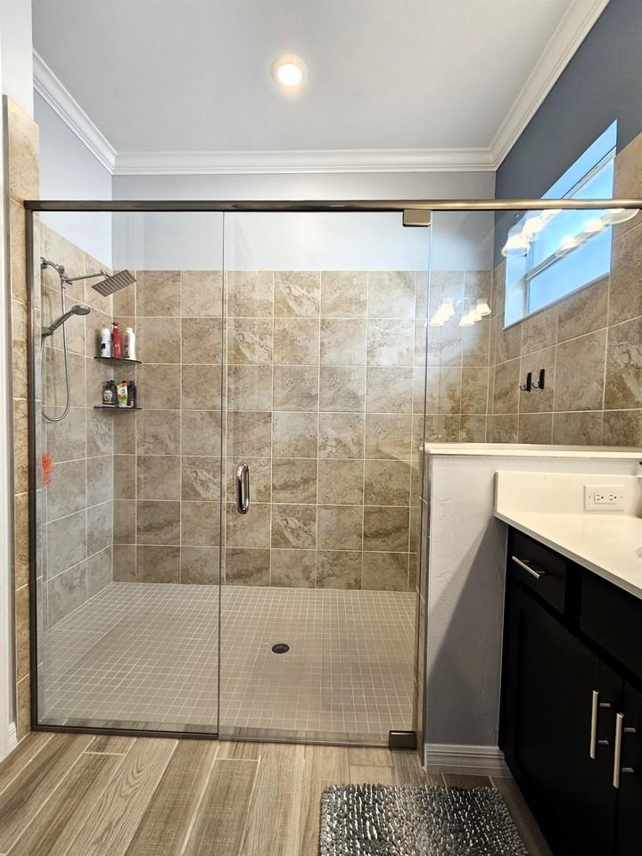 5981 Berwick Ln - Photo 5 of 50