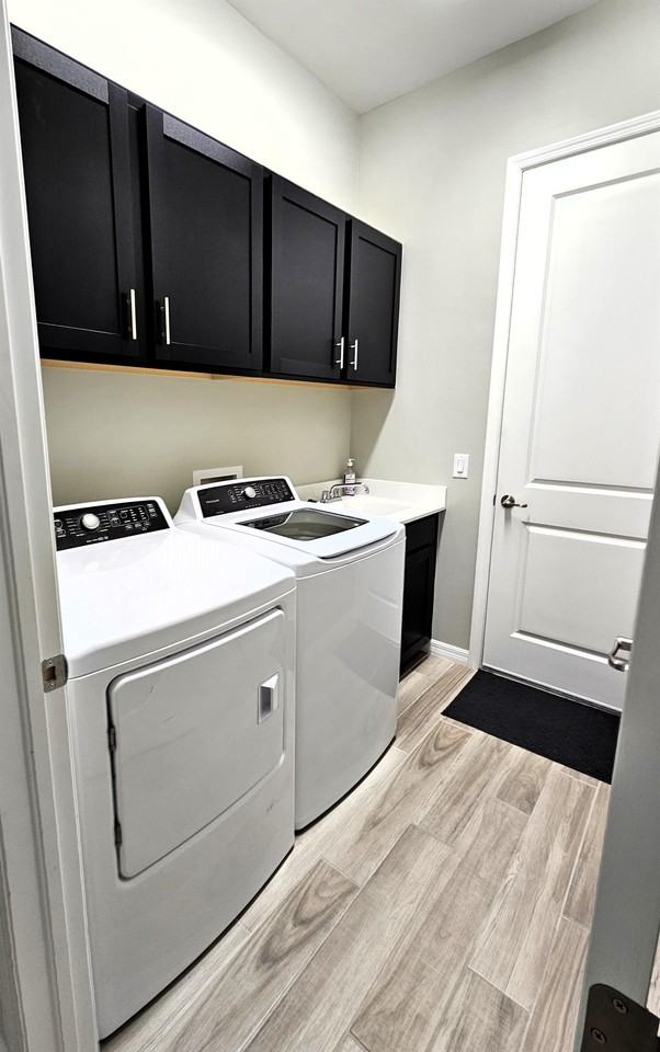 5981 Berwick Ln - Photo 2 of 50