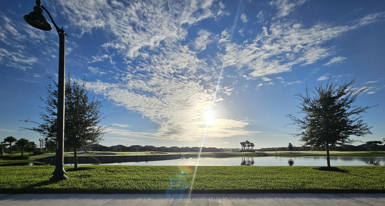 5981 Berwick Ln - Photo 2 of 50