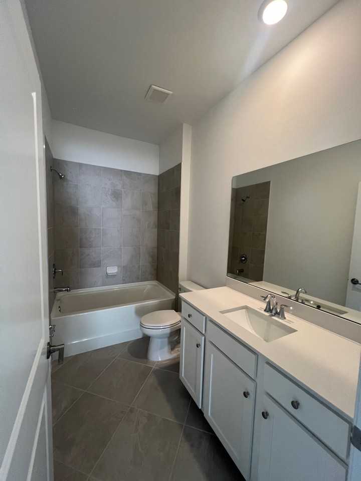 9099 Leatherwood Loop - Photo 2 of 37