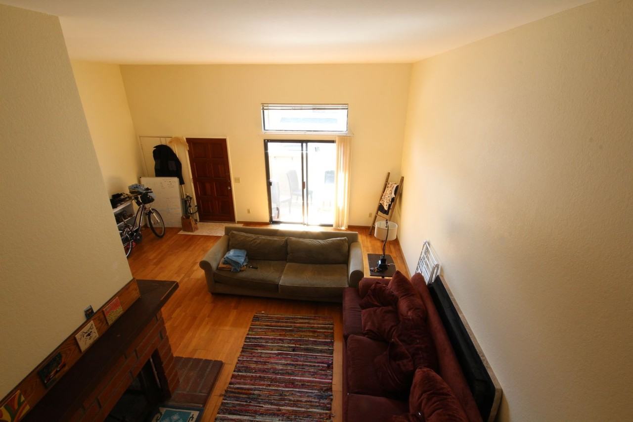4058 Mahaila Ave #D - Photo 2 of 13